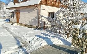 Homestay Opryshky