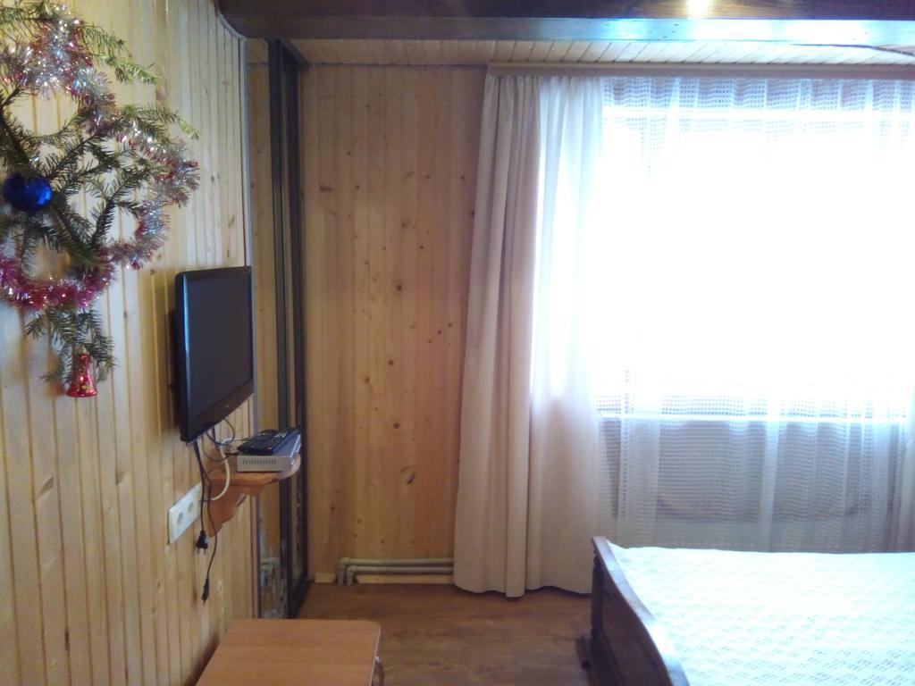 Homestay Opryshky Татаров Экстерьер фото